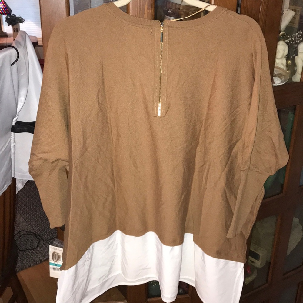 One Left, Size 0X Style & Co Woman Knit Tunic Top with Shirt Tails - Picture 2 of 3